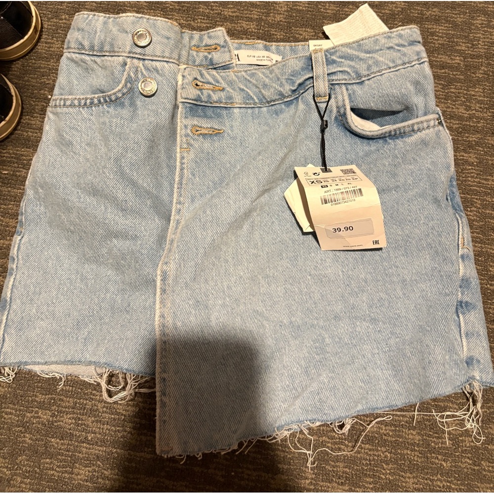 Zara NWT Skort